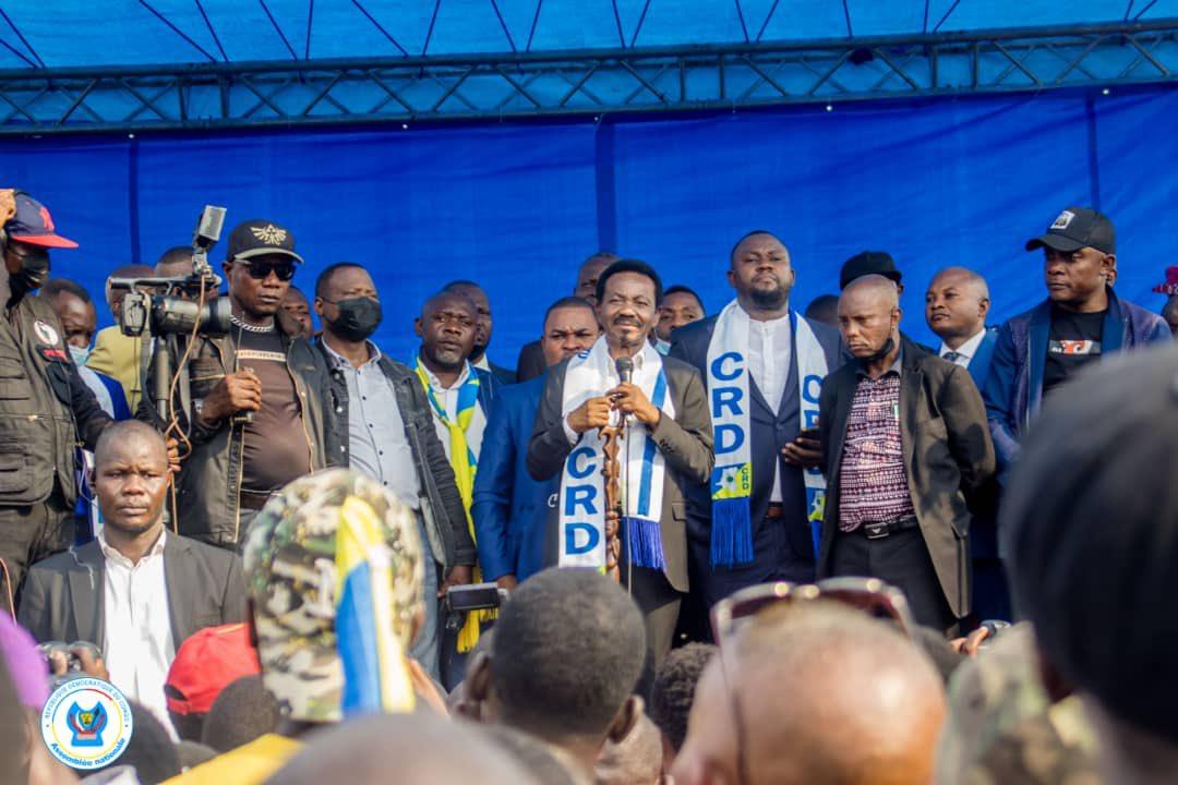 Le président de l'assemblée nationale, Christophe Mboso N'Kodia en meeting populaire à Masina, dimanche 26 septembre