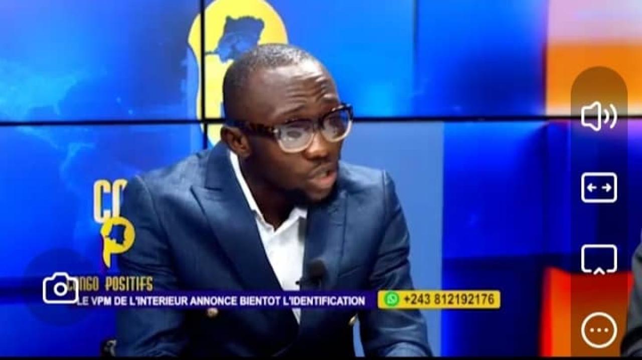 Yannick Sabisa, membre de l'UDPS, intervenant dans l'émission Congo positifs relayée sur Ztm Télévision