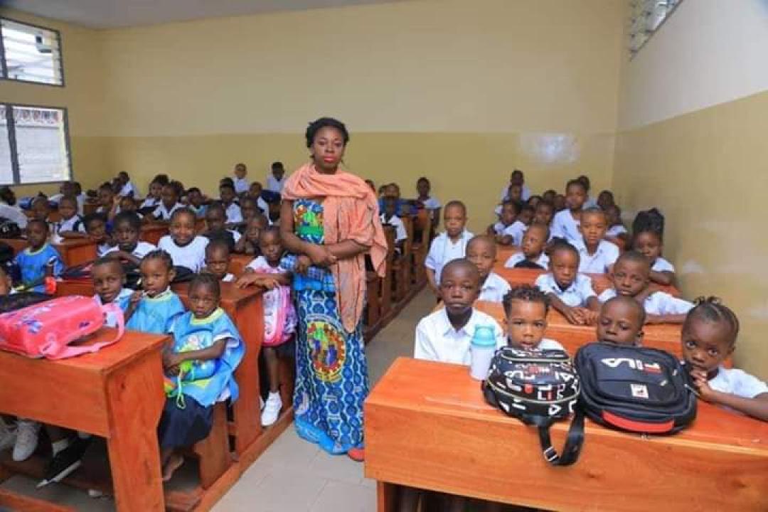 Les élèves de l'école primaire de l'Institut Mokengeli