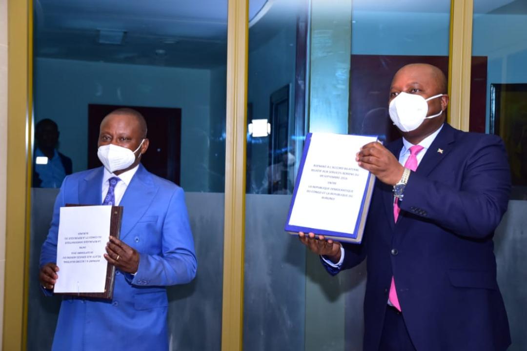 résentation de l'accord bilatérale par Chérubin Okende et le ministre des affaires étrangères Burundais Albert Shingiro