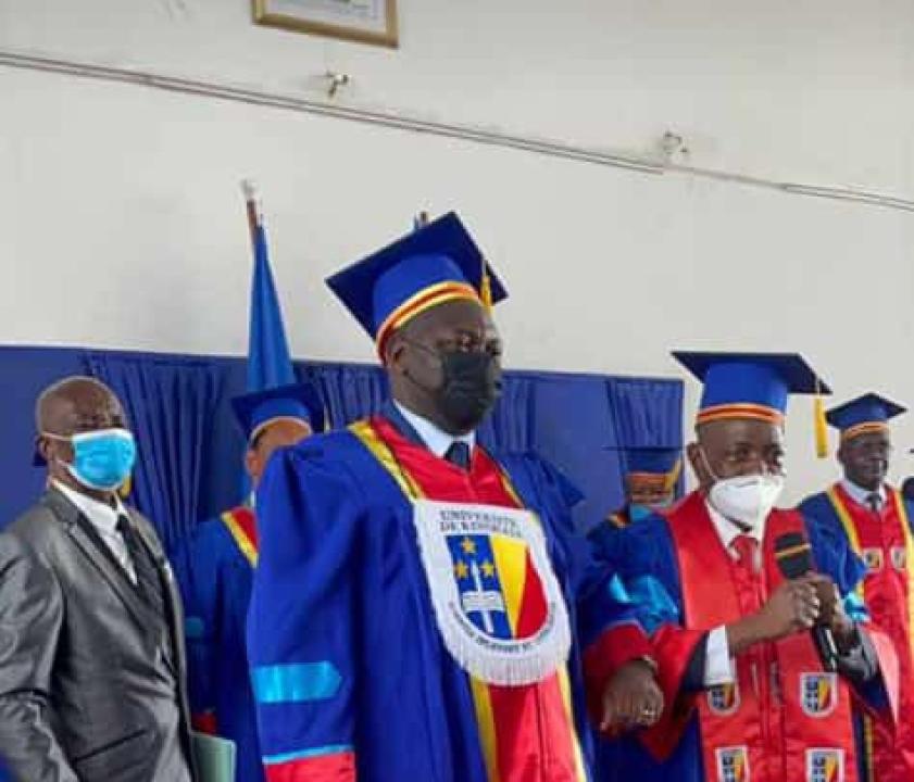 Le général Célestin Kanyama proclamé docteur en droit, samedi 18 septembre