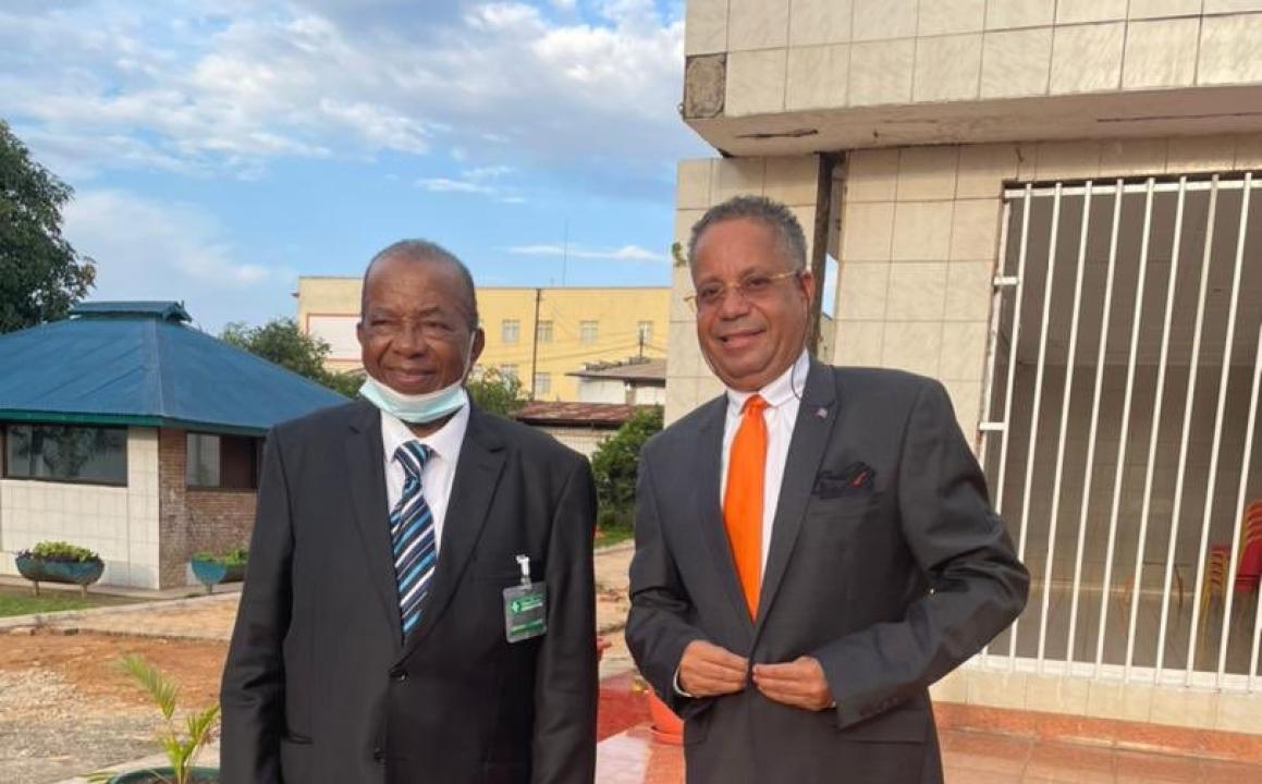 Jean-Claude Muyambo Kyassa après un entretien avec Baba Kyungu Wa Kumwanza, à Lubumbashi