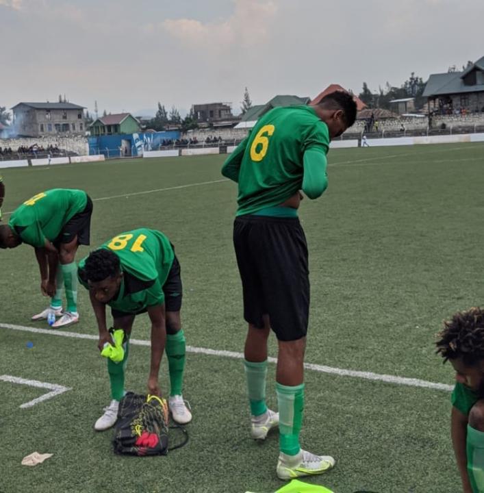 Les joueurs de l'AS Vclub au stade de l'unité de Goma