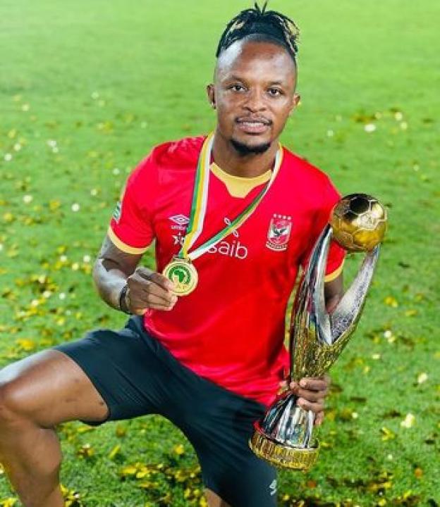 Walter Bwala vainqueur de la champions League 2021 avec le national Al alhy