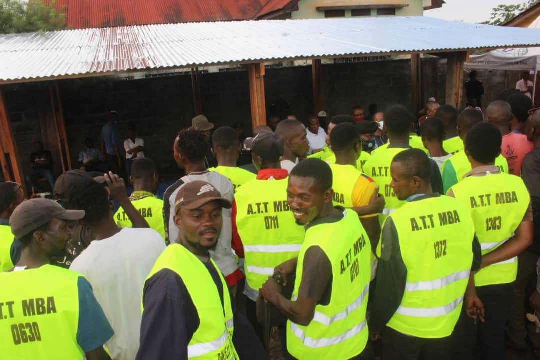 Les chauffeurs de taxi-moto de Mbandaka