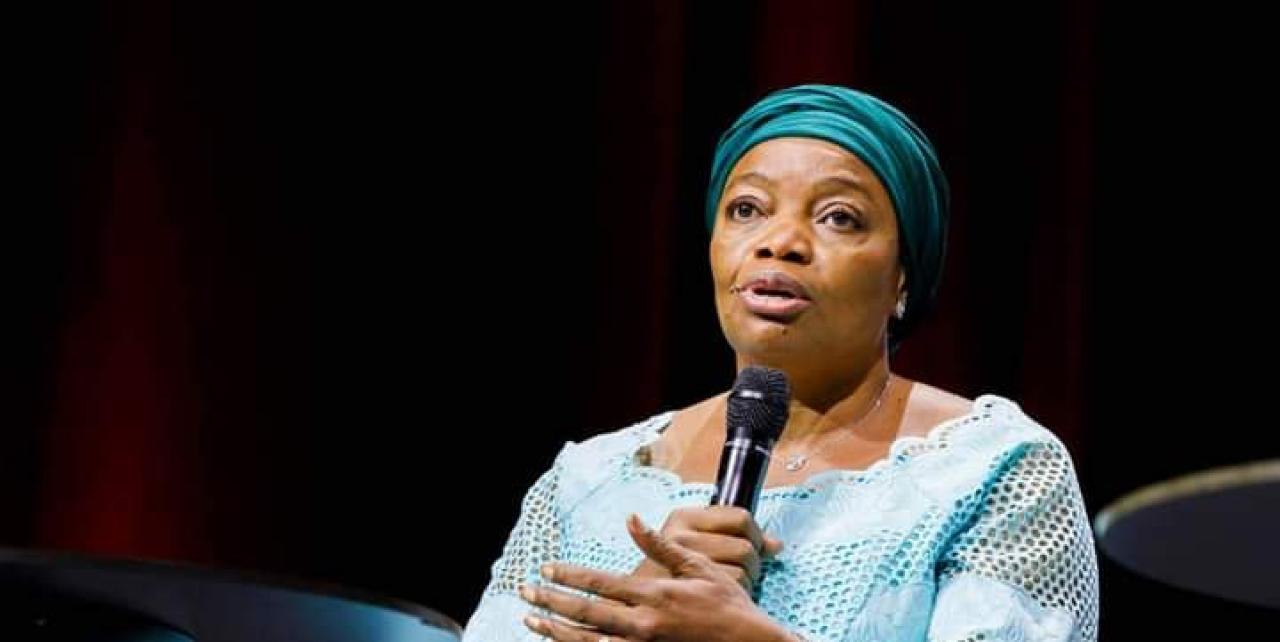 La vice-premier ministre chargée de l'environnement et développement durable, Ève Bazaïba Masudi, prenant la parole au Forum des 100 axes, a Lausanne
