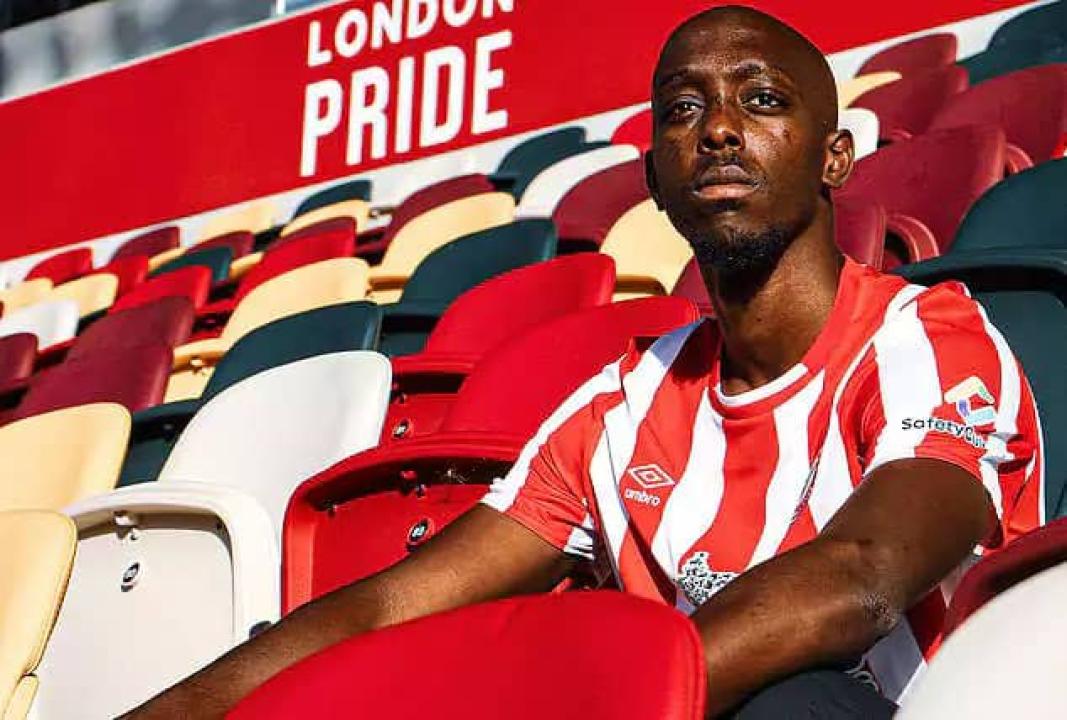 L'international congolais, Yoane Wissa sous les couleurs de Brentford FC.