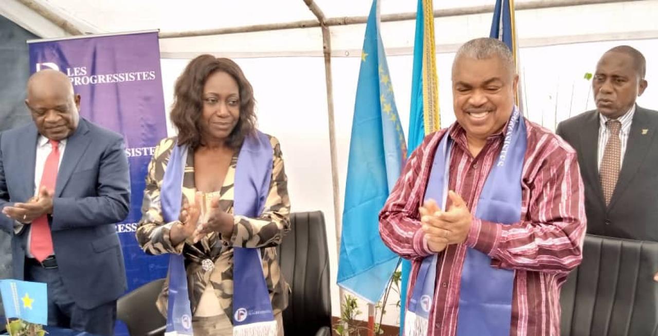 Le président du parti Les Progressistes, Samy Badibanga (à gauche) et Dorothée Gizenga (à droite), présidente du Palu