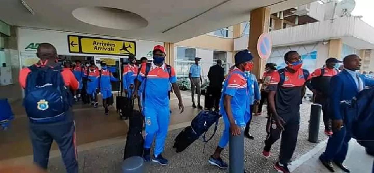 Les Léopards de la RDC à l'aéroport de Dar es salam, en Tanzanie.