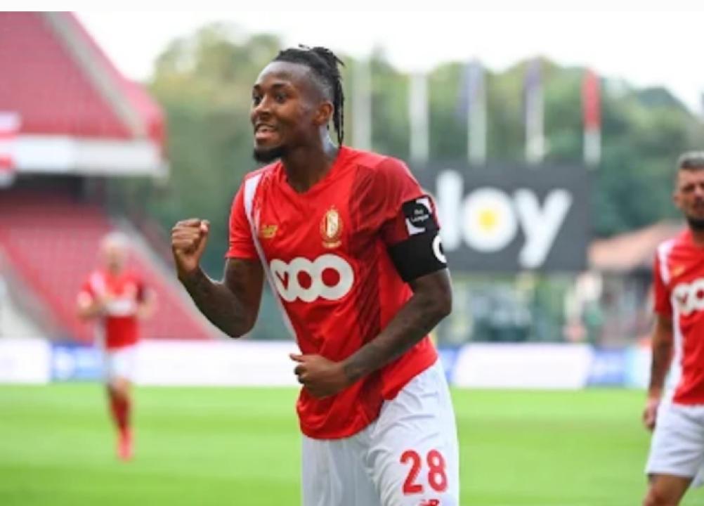 L'international congolais, Samuel Bastien sous les couleurs de Standard de Liège.