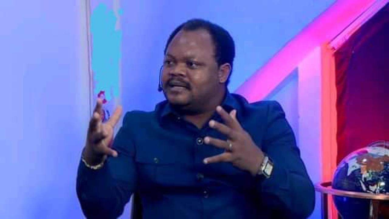 Dr.Ivan Ilunga Ngindu, lors de son passage à une télévision de la place