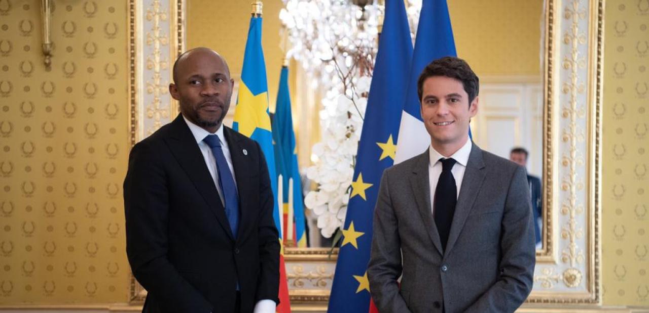 Patrick Muyaya et Gabriel Attal, respectivement porte-parole du gouvernement congolais et porte-parole du gouvernement français.