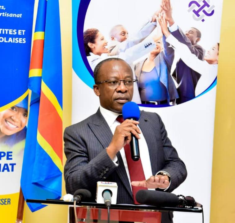Eustache Muhanzi Mumbembe, le ministre d'État, ministre des petites et moyennes entreprises