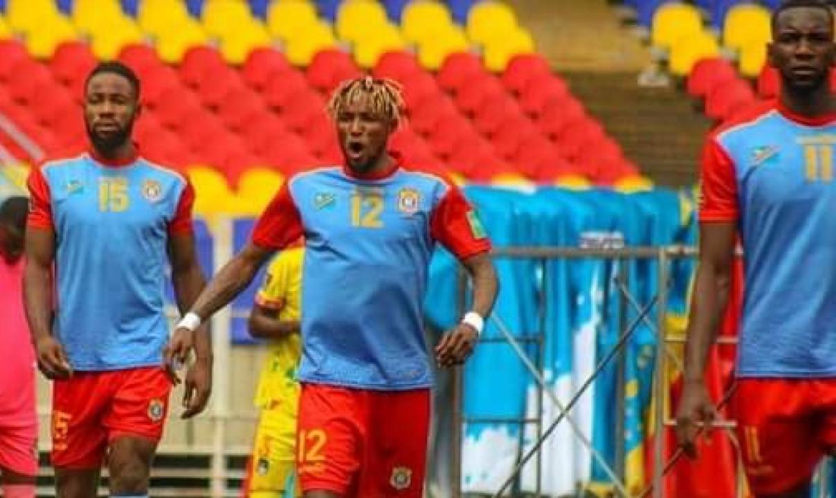 Les léopards de la RDC lors du match face au Bénin, (de gauche à droite, Christian Luyindama, Mukoko Amale et Yannick Bolasie).