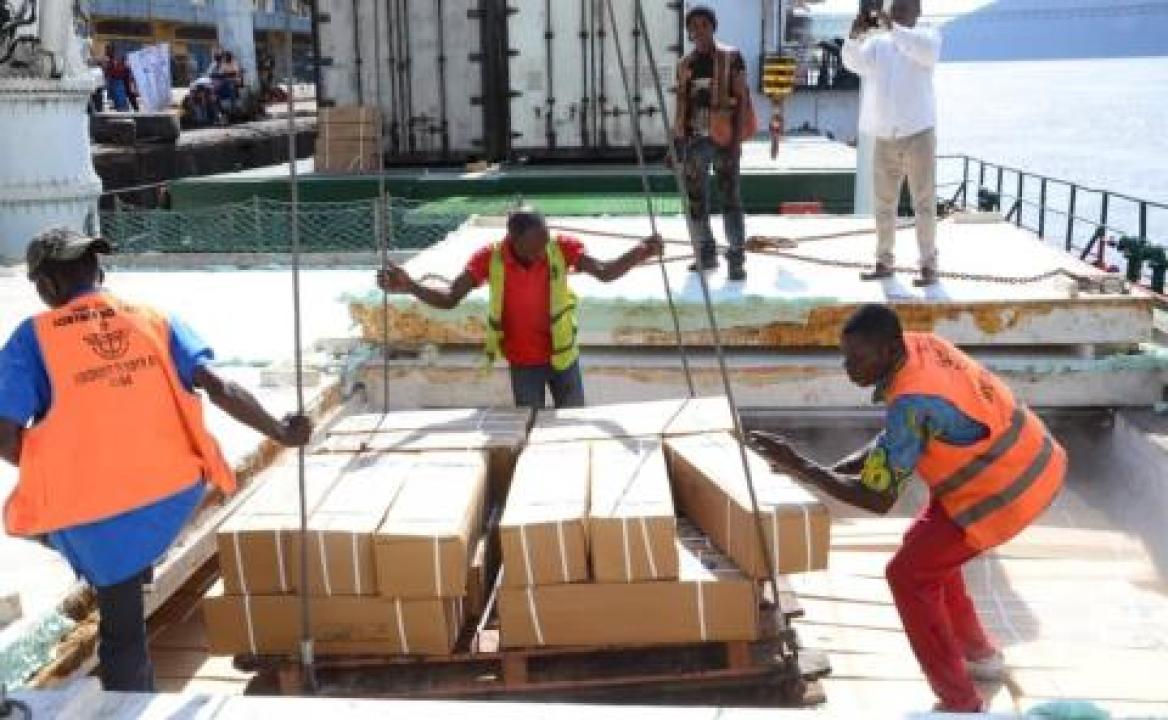 Plusieurs tonnes de poissons chinchards venues de la Namibie au port de Matadi