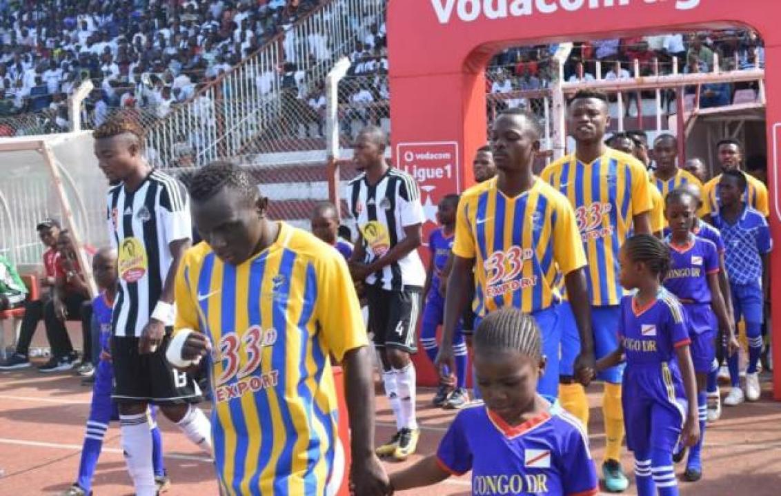 Le TP Mazembe et le FC Saint-Éloi Lupopo, lors d'une rencontre de la LINAFOOT déroulée, au stade Kibassa Maliba de Lubumbashi.