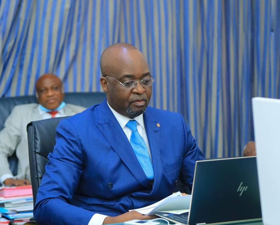 Le sénateur Michel Kanyimbu