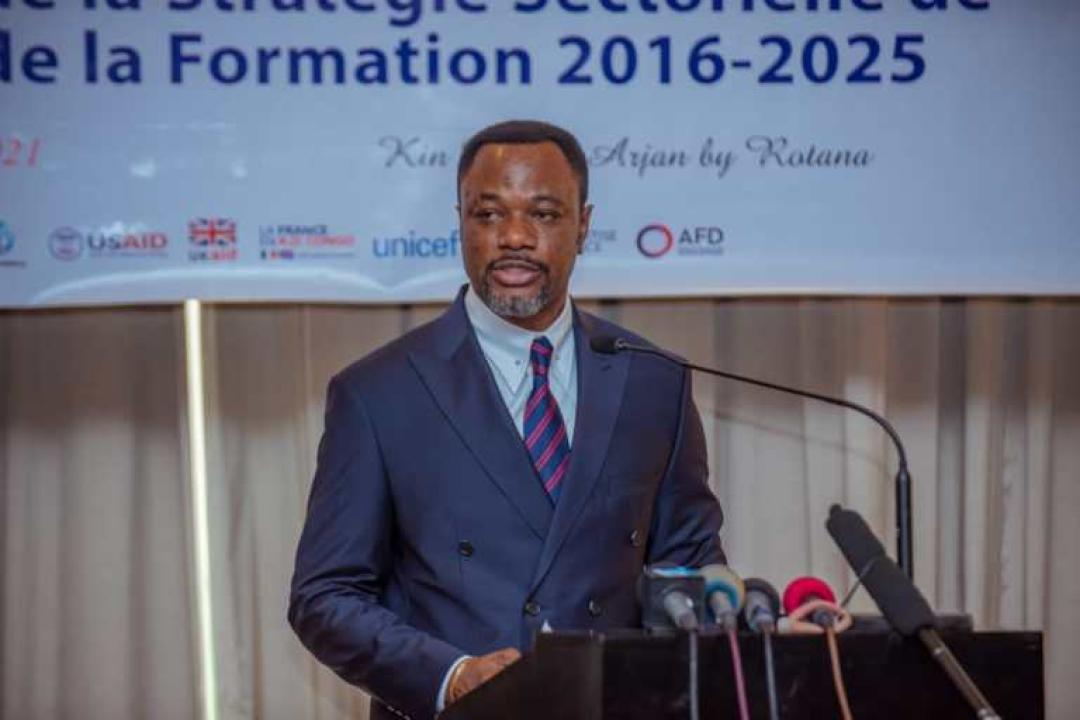 Le ministre de l'EPST, Tony Mwaba à l'ouverture de la revue technique conjointe 2021