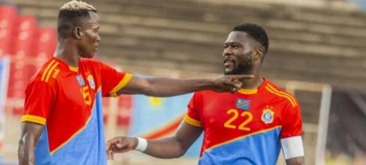 Glody Lilepo Makabi et Chancel Mbemba Mangulu sous les couleurs de la RDC, lors des éliminatoires de la CAN 2022.