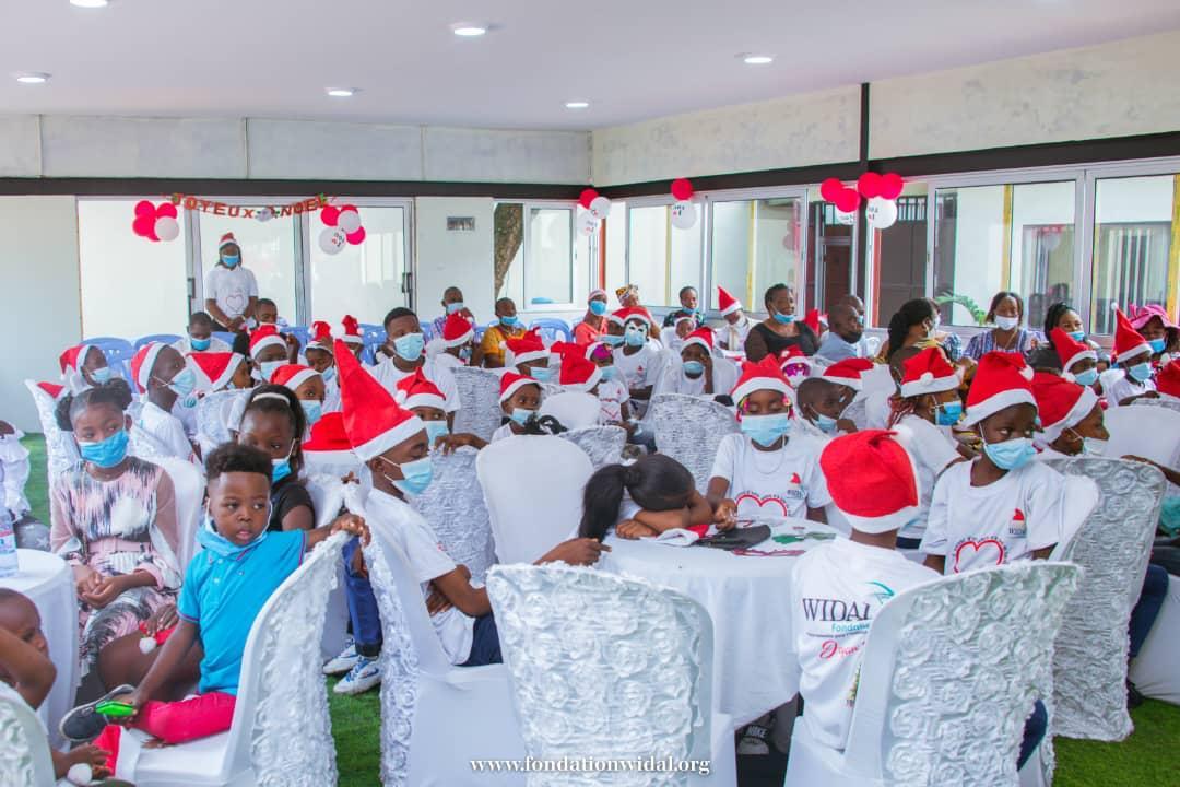 Quelques enfants orphelins de Kinshasa conviés par la Fondation Widal de Guy Loando Mboyo