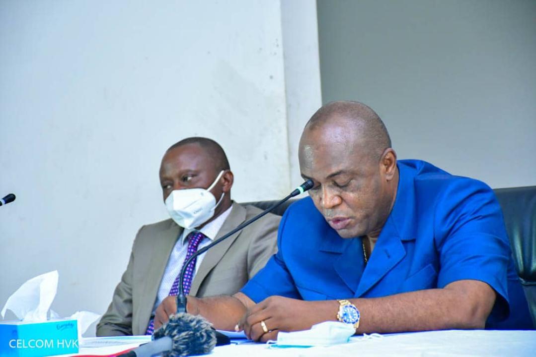 Signature d'un partenariat entre l'hôtel de ville de Kinshasa et un consortium d'entreprises privées pour la création d'une nouvelle société dénommée Métro-Kin
