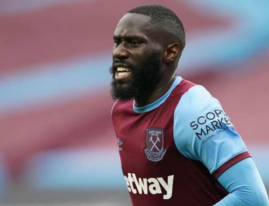 Le défenseur congolais, Arthur Masuaku sous les couleurs de West Ham United.