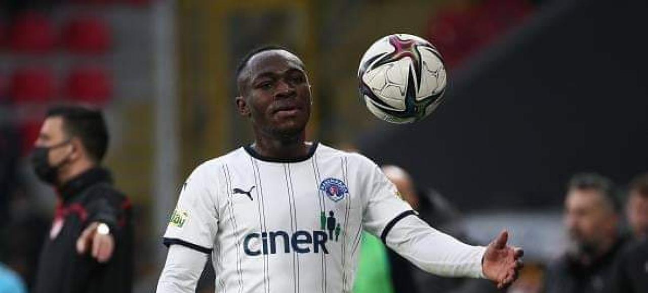 L'attaquant congolais, Jackson Muleka sous les couleurs de Kasimpasa FK.