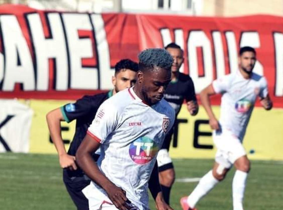 L'attaquant congolais, Vinny Bongonga sous les couleurs de l'Etoile Sportive du Sahel.