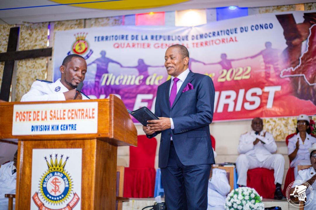 Le président de la CENI Denis Kadima lors du culte religieux à la Division Kin- Centre de l'Armée du salut