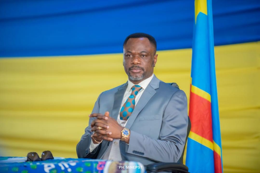 Le ministre de l'EPST Tony Mwaba