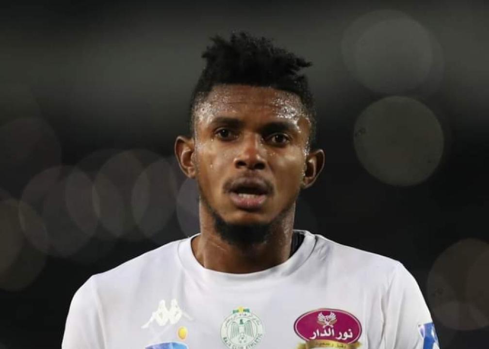 Fabrice Ngoma Luamba sous les couleurs de Raja Club Athletic de Casablanca.