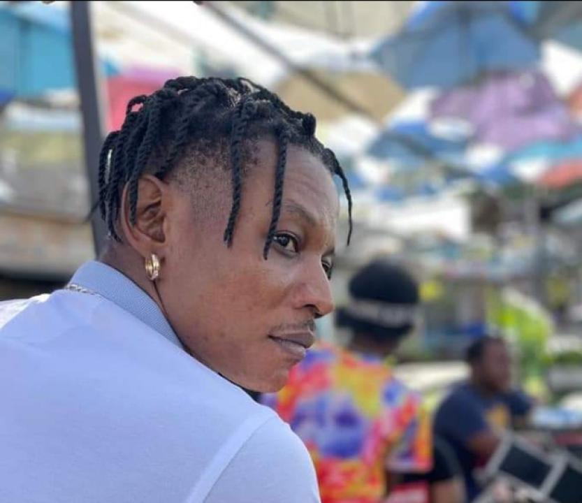 Le chanteur Ibrator Mpiana lors du tournage d'un clip. [Photo d'illustration]