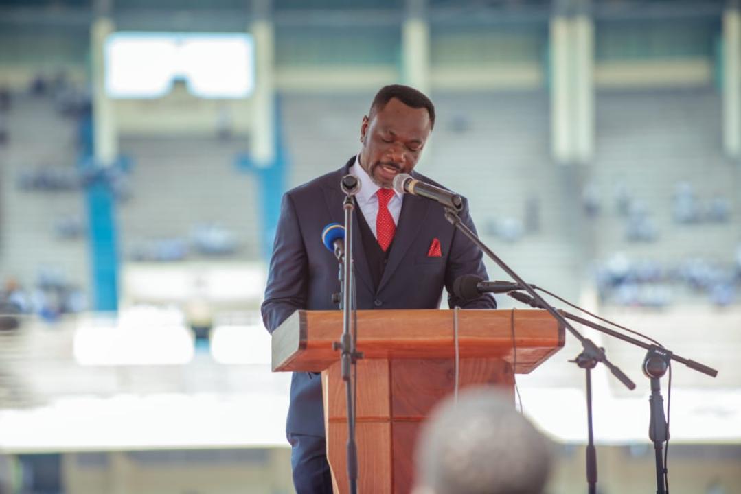 Le ministre de l'EPST Tony Mwaba en pleine allocution lors de la célébration de la journée nationale de l'enseignement