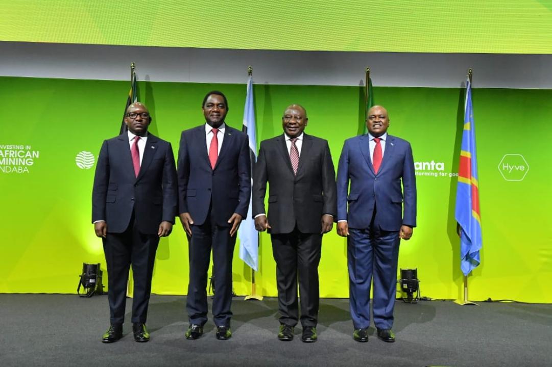 -De gauche à droite- Le Premier ministre congolais Sama Lukonde, le  Président Zambien Hakainde Hichilema, le Président Sud-africain Cyril Ramaphosa et le Président du Botswana