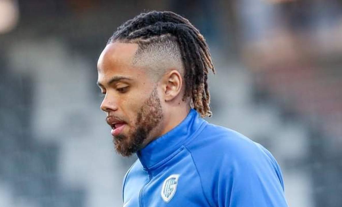 Théo Bongonda sous les couleurs de KRC Genk.