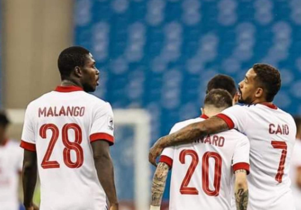 Ben Malango avec ses coéquipiers d'Al Sharjah.
