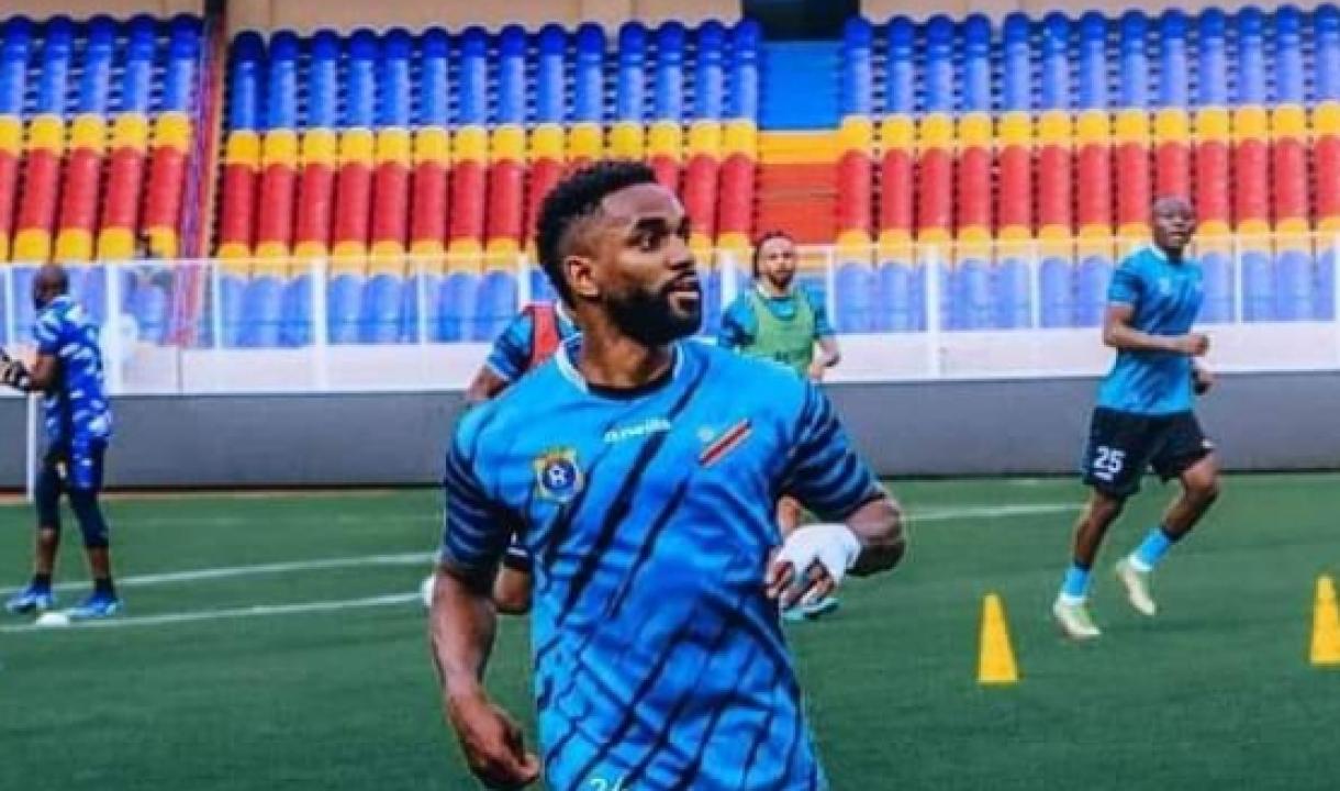 Vital Nsimba lors d'une séance d'entraînement des Léopards au stade des martyrs de Kinshasa.