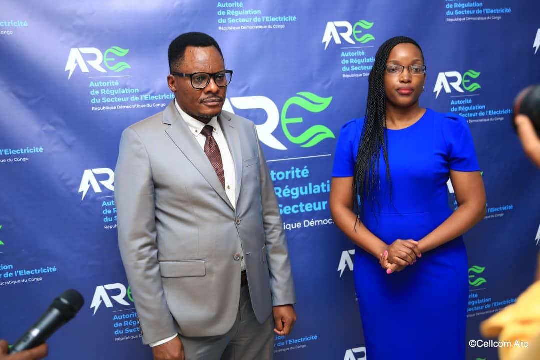 De gauche à droite, le DG de l'ANSER, Idesbald Chinamula et le DG de l'ARD Sandrine Ngalula