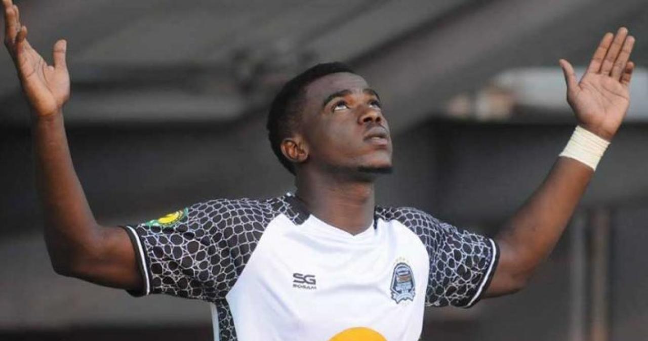 Isaac Tshibangu sous les couleurs du TP Mazembe.