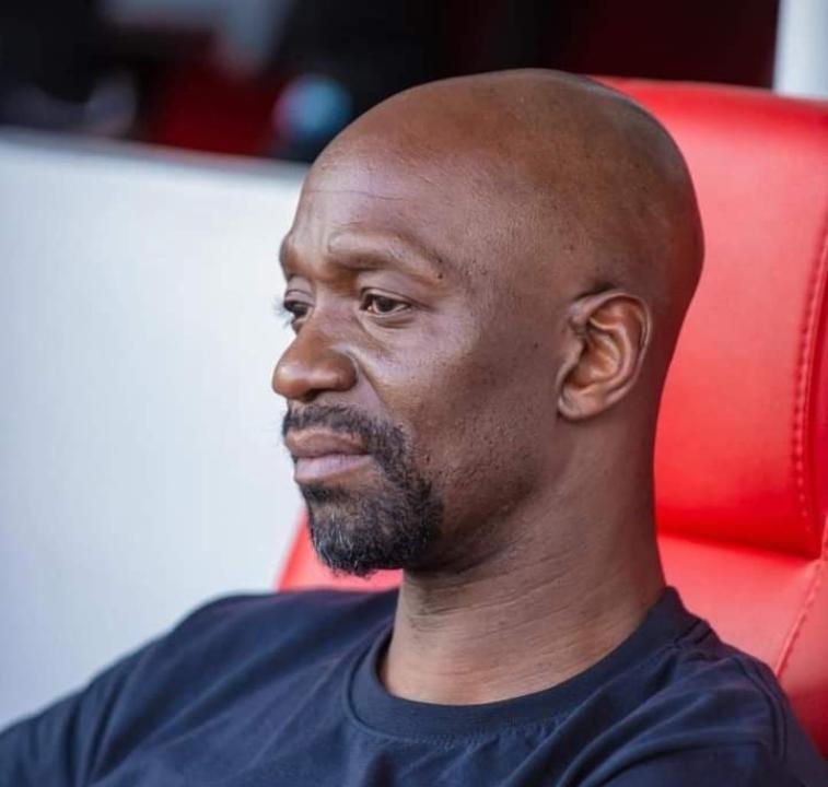 Claude Makelele, lors d'une rencontre de Ligue 2 congolaise, au stade des martyrs de Kinshasa.