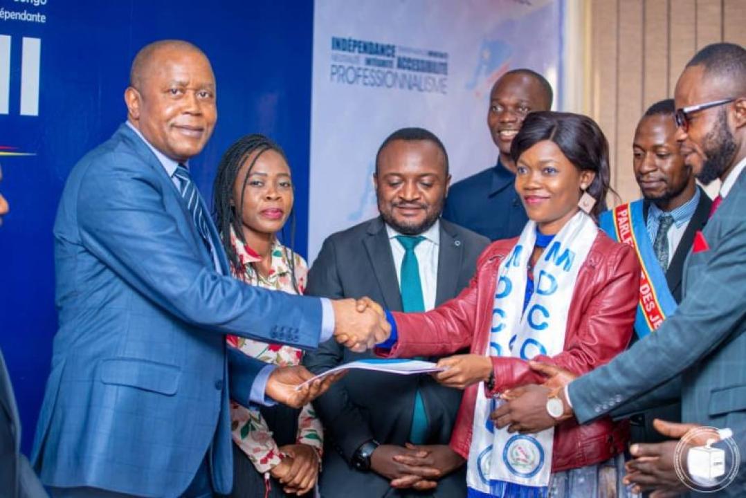 Le président de la CENI, Denis Kadima lors d'un échange avec les jeunes des partis politiques et de la société civile