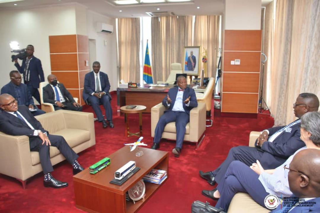 Le ministre Chérubin Okende échange avec ses hôtes Sud africains autour de la coopération entre les deux les pays dans le domaine des transports
