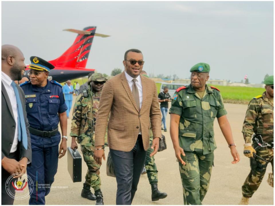 Le vice-premier ministre, ministre de la Fonction publique Jean-Pierre Lihau à Bunia