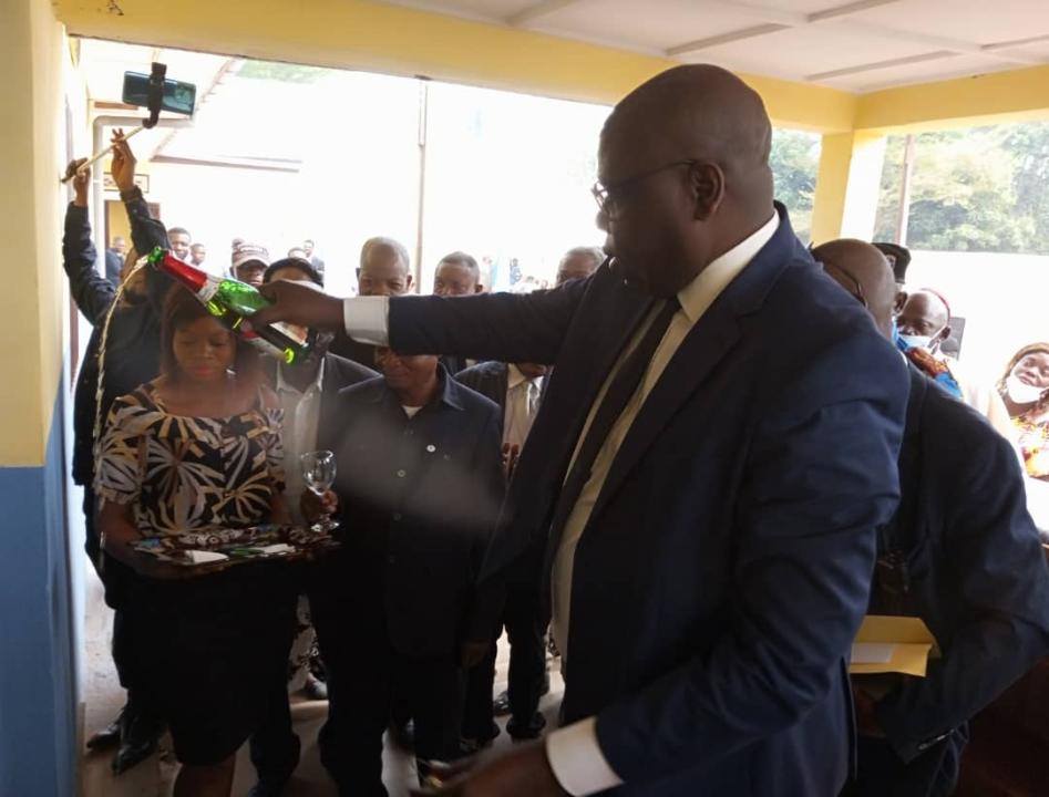 Le gouverneur Dieudonné Pieme procède à l'inauguration du bâtiment administratif de l'EPST au Kasaï