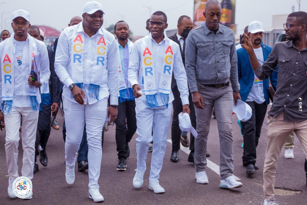 Eliezer Ntambwe et Auguy Kalonji imposent de nouveaux concepts: Capable au lieu de camarade, faire la politique autrement, le pouvoir de l’amour et non l’amour du pouvoir...