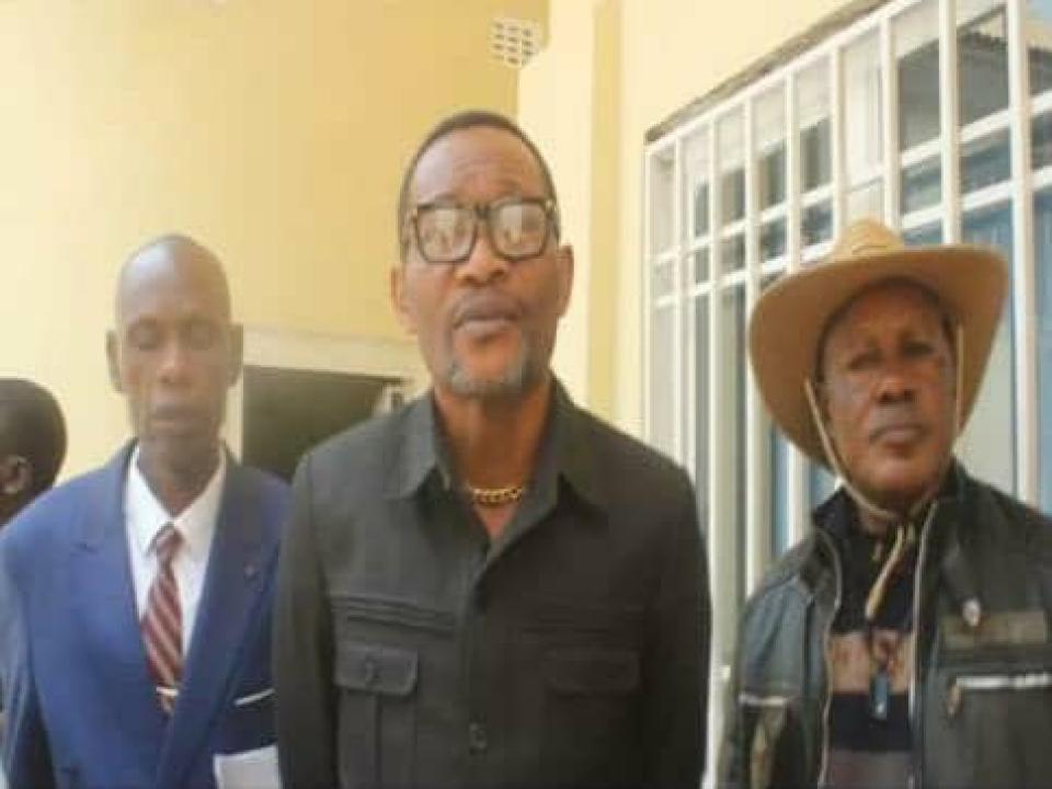 Le Conseiller du Ministre de l'EPST, au sortir de la séance de travail avec le Comité Provincial de l'éducation nationale du Haut-Katanga