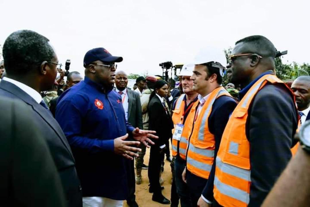Félix Tshisekedi lance les travaux de réhabilitation de la route Kalamba-Mbuji à Kananga