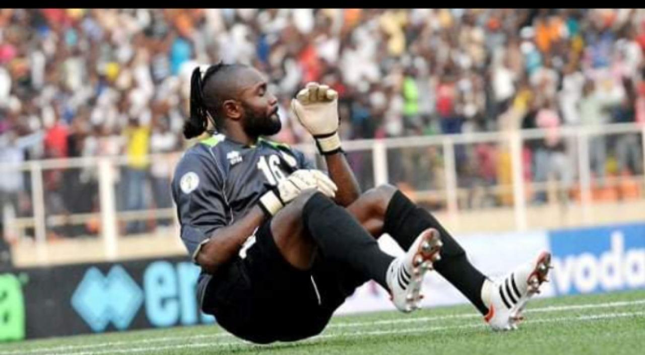 Robert Kidiaba en pleine célébration d'un but des Léopards, au stade des martyrs de Kinshasa. [Photo d'illustration]