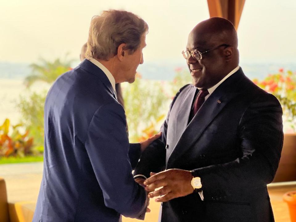 L'envoyé spécial des USA sur le climat, John Kerry et le président de la RDC, Félix Tshisekedi en sa résidence de Mont Ngaliema, mardi 05 octobre