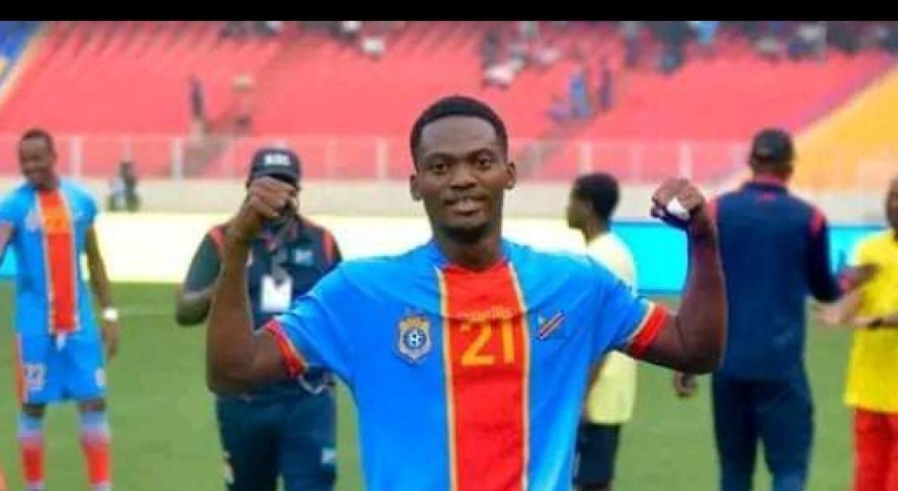 Le Léopard U23, Akram Bongonga, au stade des martyrs de Kinshasa.